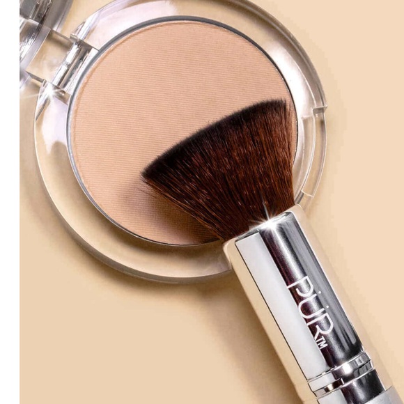 PUR Cosmetics Chisel Brush - Picture 3 of 4